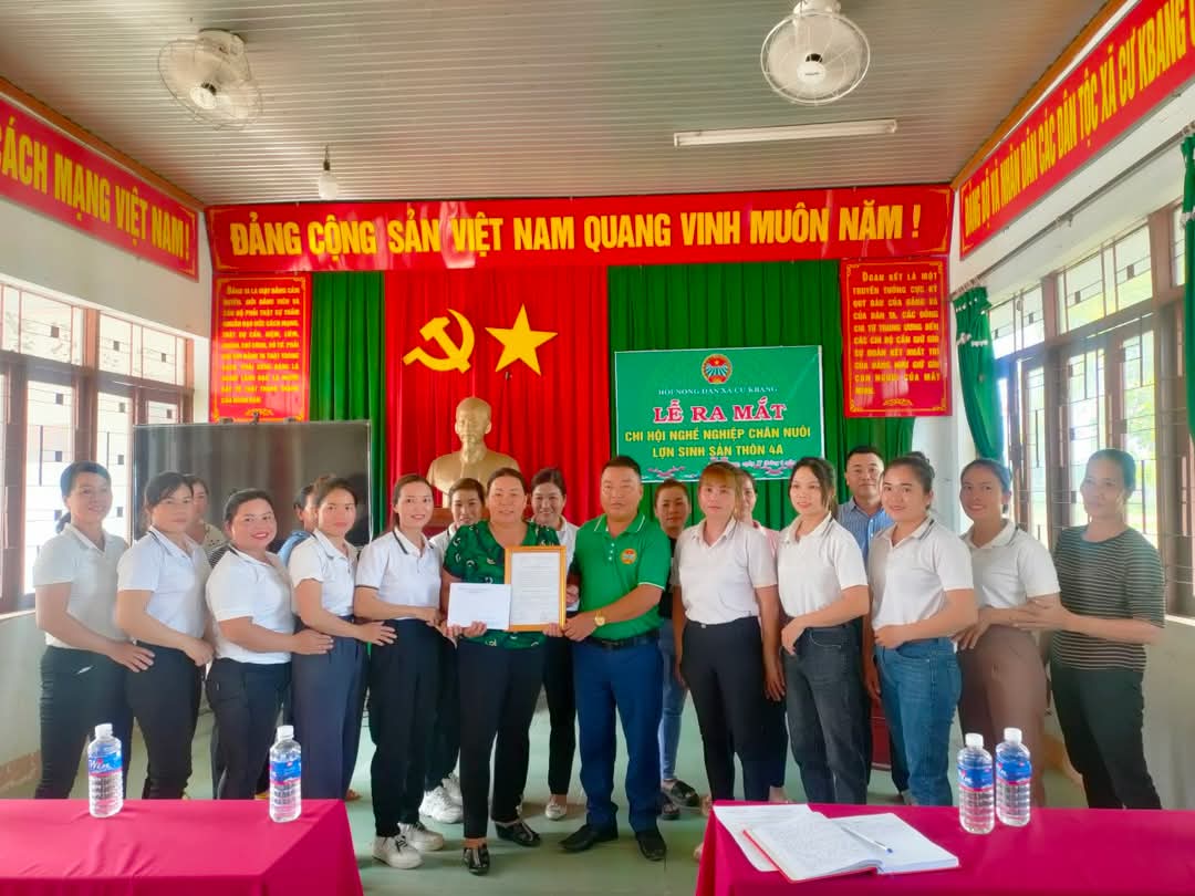 ra mắt chi hội nghề nghiệp chăn nuôi
